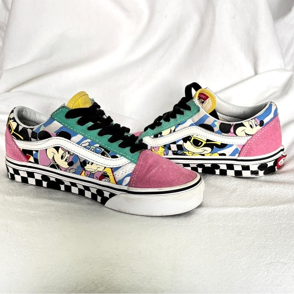 Vans Old Skool Disney 80s Mickey Mouse Sneaker Suede Women's 6 - Picture 7 of 14